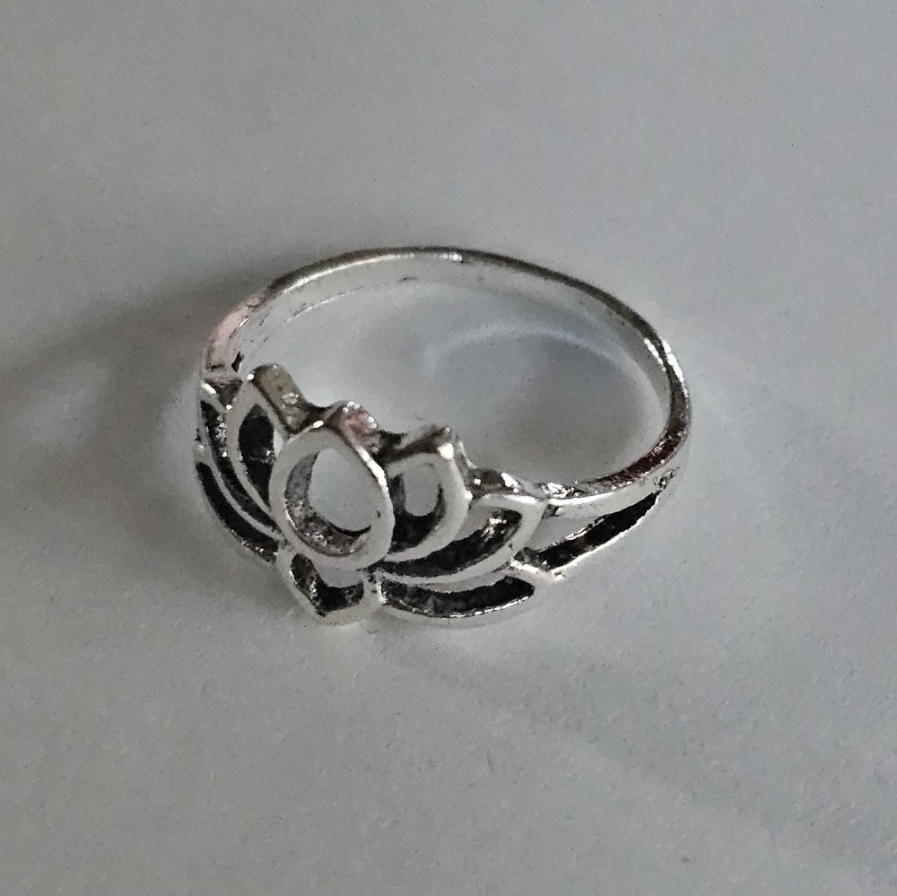NEW SIZE 7 FASHION FOWARD FOREVER TIARA CROWN SILVER ETERNITY BAND RING